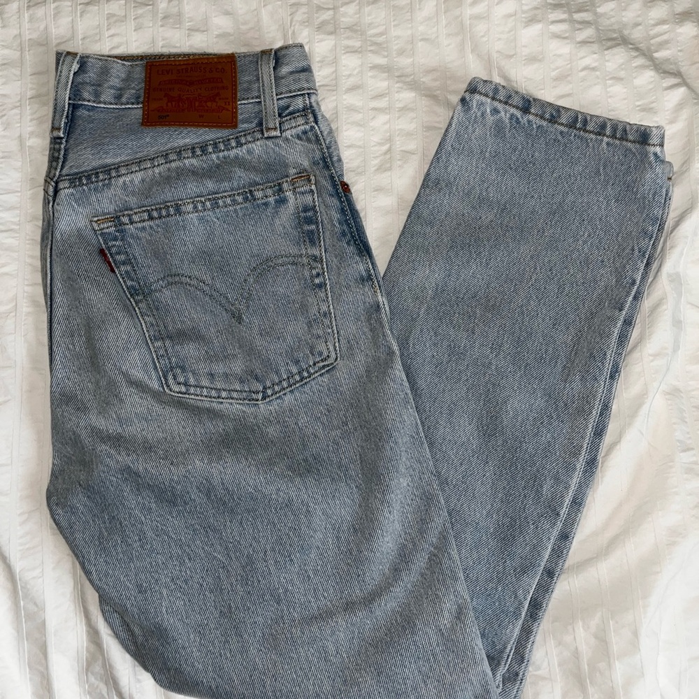 Levi's 501 light wash